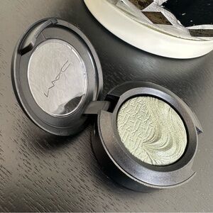 NWOT MAC SILVER SUN Extra Dimension Eyeshadow